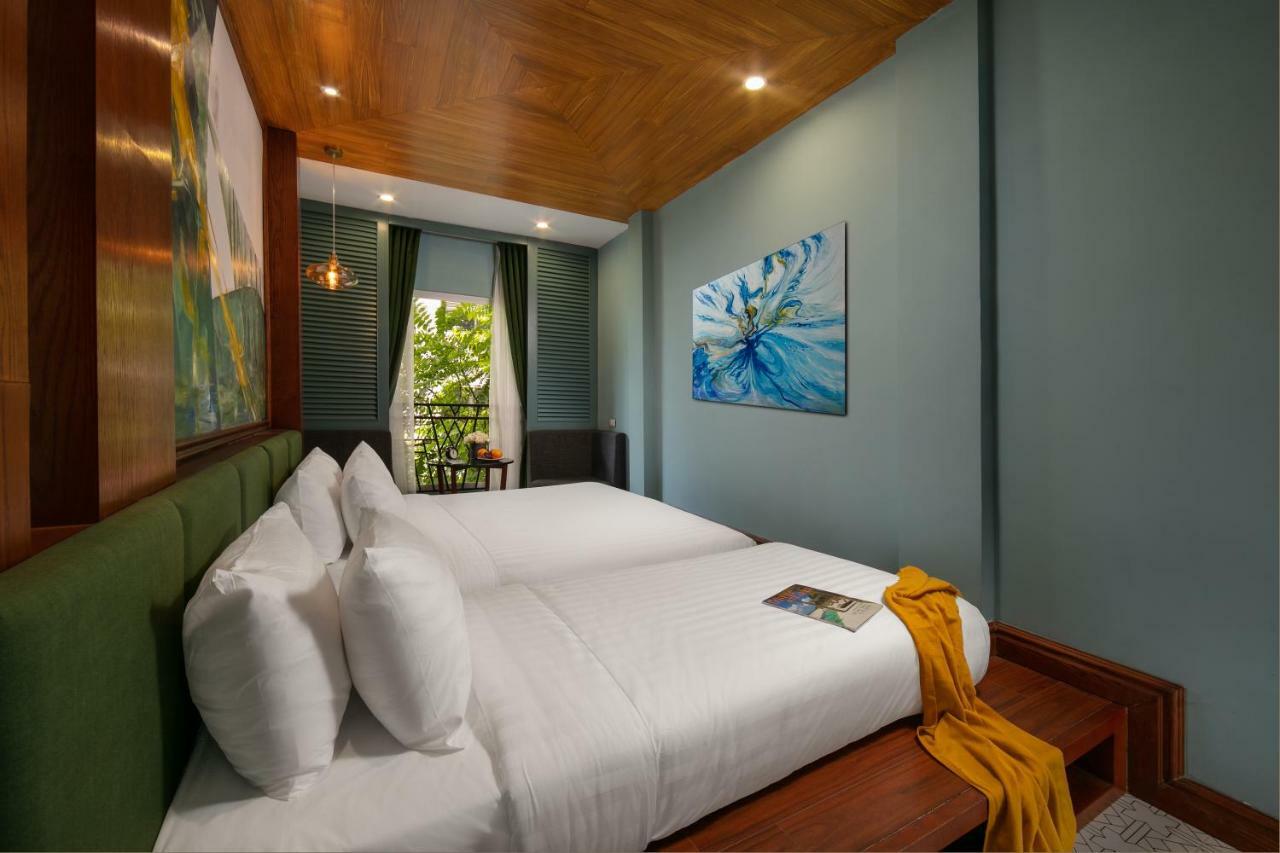 Hanoi La Selva Central Hotel & Spa Exterior photo